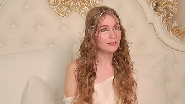 Snapshot of LisaStone chatting on 07/12/26, 03:13 LisaStone online show from 07/12/26, 03:13