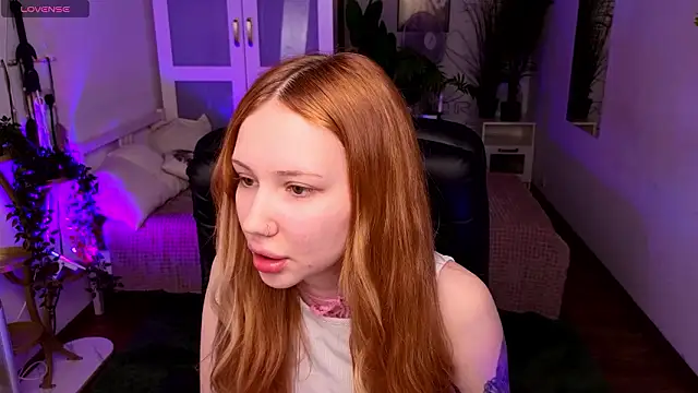 zoeforrd online show from 03/28/26, 05:41