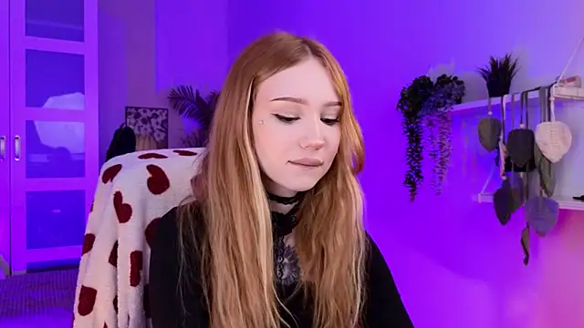 zoeforrd online show from 05/12/26, 06:21