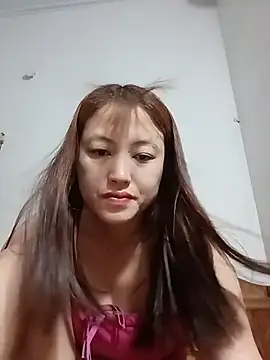 Snapshot of -Bitilu- chatting on 06/22/26, 06:38 -Bitilu- online show from 06/22/26, 06:38