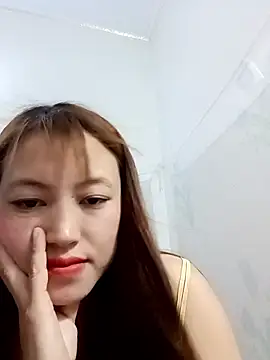 Snapshot of -Bitilu- chatting on 04/04/26, 07:04 -Bitilu- online show from 04/04/26, 07:04