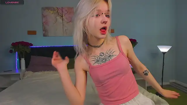 Mary Wester online show from 04/01/26, 01:08