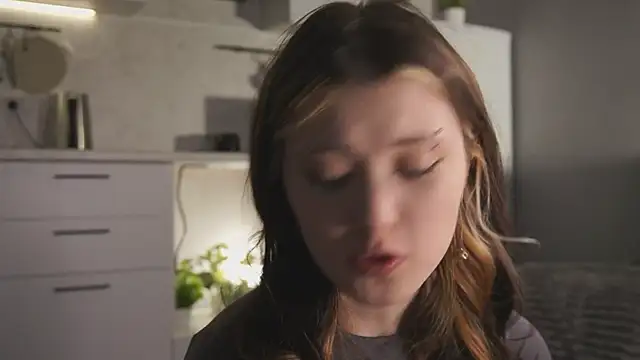 ShyAkemis online show from 04/01/26, 03:09