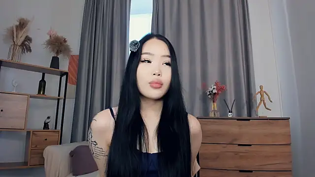 Amai Tsumi online show from 06/21/26, 07:14