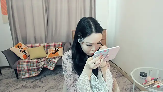Amai Tsumi online show from 04/24/26, 07:10