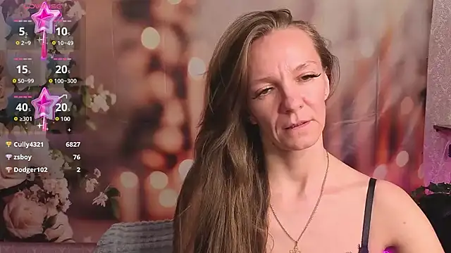 jesica mooonn online show from 04/05/26, 05:08