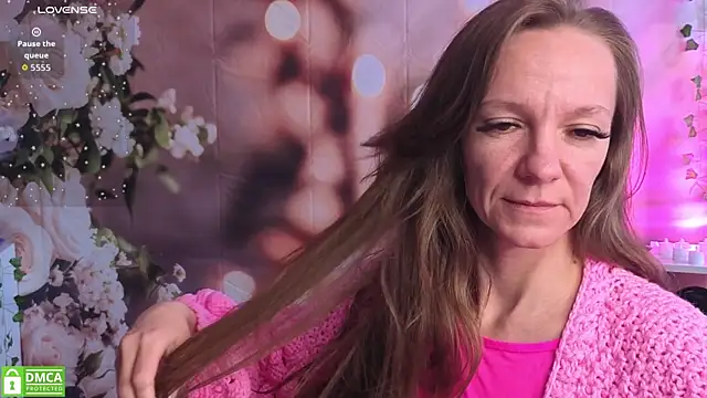 jesica mooonn online show from 04/11/26, 03:25