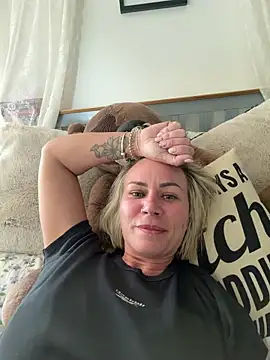 Milliethestylist online show from 04/28/26, 12:42