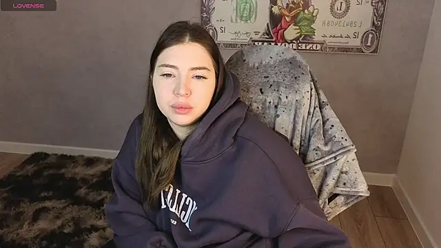 honey cherrry online show from 04/22/26, 02:07