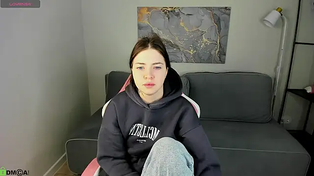 honey cherrry online show from 05/12/26, 01:13