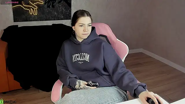 honey cherrry online show from 05/16/26, 01:15