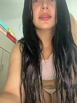 Cami olarte online show from 05/26/26, 02:04