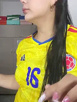 Cami olarte online show from 06/12/26, 06:49