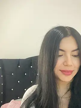 Cami olarte online show from 04/17/26, 05:43
