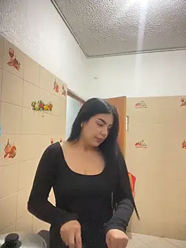 Cami olarte online show from 05/27/26, 03:14