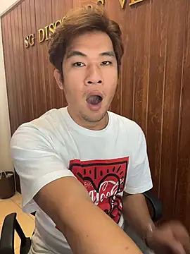 Snapshot of Titanryu chatting on 07/14/26, 02:16 Titanryu online show from 07/14/26, 02:16