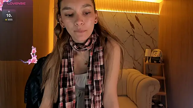 Paulin roses tf online show from 05/09/26, 12:52
