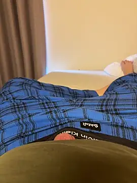 germanboy3 online show from 04/04/26, 07:59