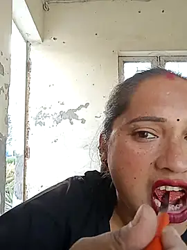 Raanieoy012 online show from 04/25/26, 02:14