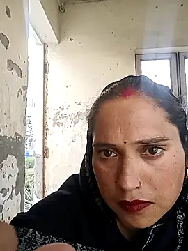 Raanieoy012 online show from 04/12/26, 02:04