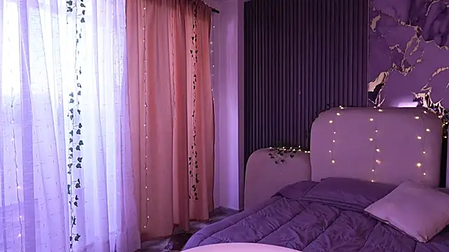 LilithLuxor  online show from 03/31/26, 12:51