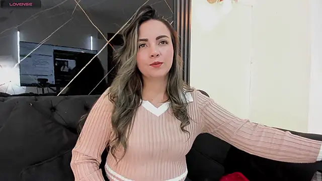 NatyVelvet online show from 05/28/26, 08:37
