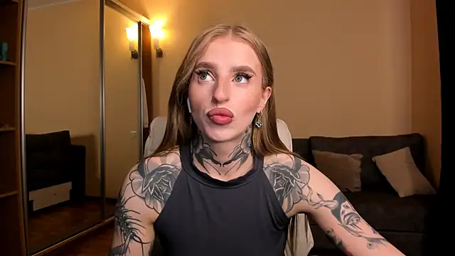 Snapshot of harley_kimm chatting on 05/10/26, 04:38 harley kimm online show from 05/10/26, 04:38