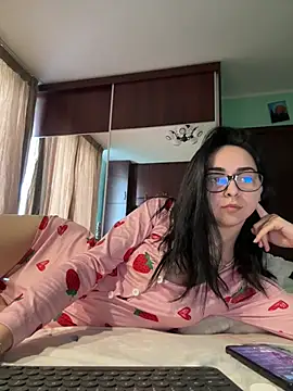 TheaMerve online show from 04/22/26, 12:56