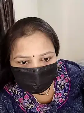 Snapshot of Hoty_bhabii chatting on 04/22/26, 08:43 Hoty bhabii online show from 04/22/26, 08:43