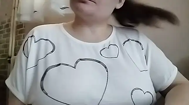 Bonnie Jade online show from 04/15/26, 11:38