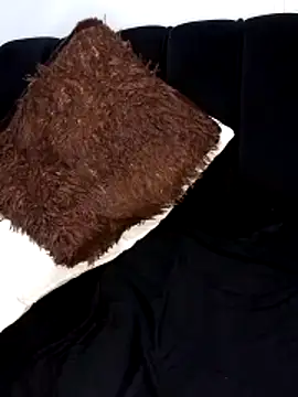 sultrydiva00 online show from 04/12/26, 05:38