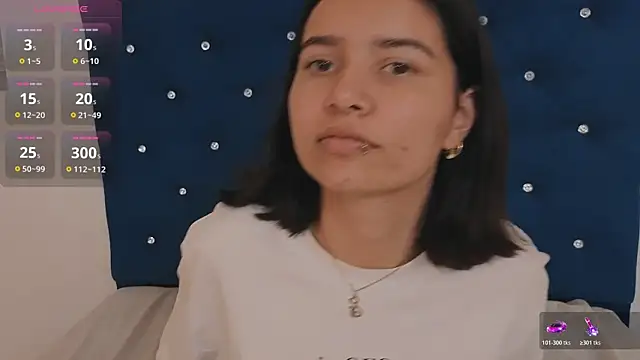 Morgansmithx online show from 04/12/26, 03:37