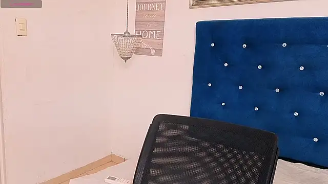 Morgansmithx online show from 04/14/26, 04:12