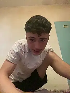 Snapshot of denysio69 chatting on 04/03/26, 04:13 denysio69 online show from 04/03/26, 04:13