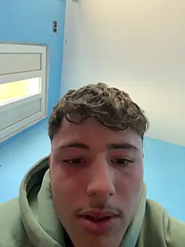 Snapshot of denysio69 chatting on 04/14/26, 09:47 denysio69 online show from 04/14/26, 09:47