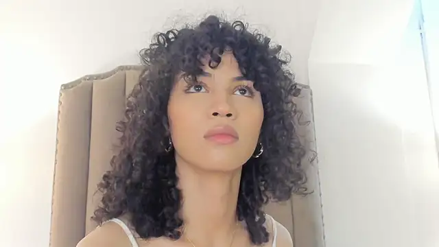 Julietta    online show from 05/30/26, 12:55