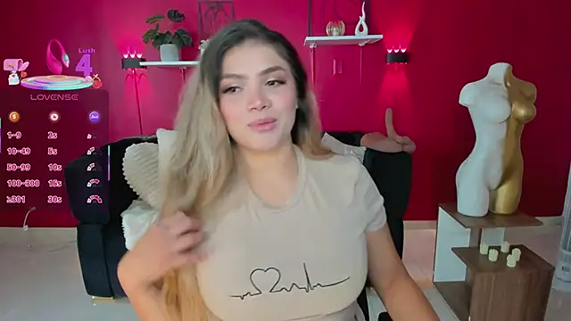 Sofia Velvetx online show from 06/03/26, 02:07