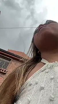 NinaValencia  online show from 03/31/26, 08:11