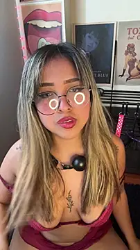 NinaValencia  online show from 05/20/26, 07:11