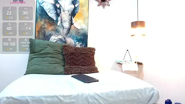 Natasha and zoe  online show from 05/17/26, 11:32