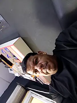 Danielleon12  online show from 03/27/26, 03:24