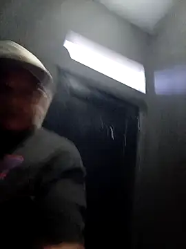 Danielleon12  online show from 03/28/26, 07:26