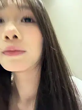 Snapshot of anan_baby chatting on 05/31/26, 01:22 anan baby online show from 05/31/26, 01:22