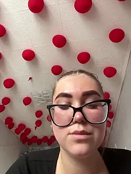 Snapshot of MissAuroraX chatting on 03/28/26, 11:33 MissAuroraX online show from 03/28/26, 11:33