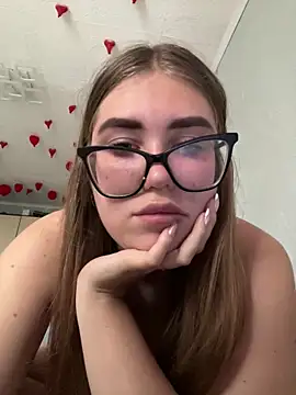 MissAuroraX online show from 05/13/26, 03:52