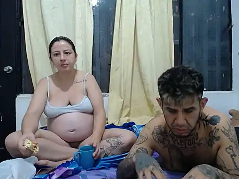 Snapshot of allison_maxtattoo_ chatting on 04/16/26, 08:37 allison maxtattoo online show from 04/16/26, 08:37