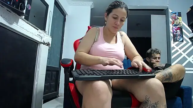 allison maxtattoo  online show from 06/16/26, 03:39