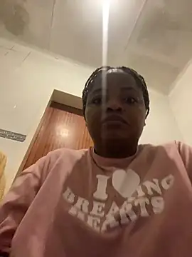 Snapshot of AngelicCaramelxxx chatting on 04/25/26, 02:47 AngelicCaramelxxx online show from 04/25/26, 02:47