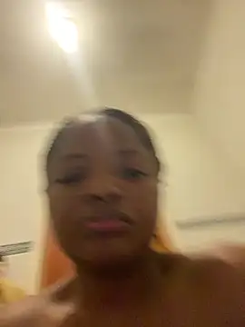 Snapshot of AngelicCaramelxxx chatting on 04/24/26, 01:29 AngelicCaramelxxx online show from 04/24/26, 01:29