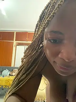 Snapshot of AngelicCaramelxxx chatting on 04/19/26, 08:15 AngelicCaramelxxx online show from 04/19/26, 08:15